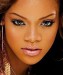 Rihanna-2.jpg